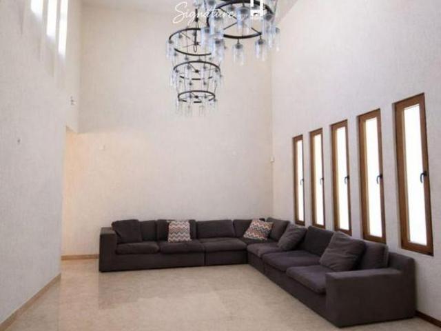 Residencia premium frente al parque metropolitano