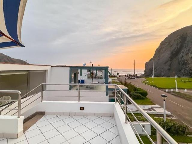 Residencia Privada y Exclusiva Amplia Terraza con vista panormica al mar A tms del malecn