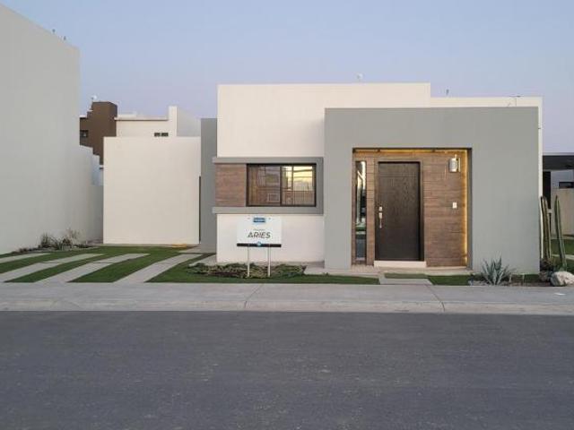 Residencia Venta de Casa de Un Piso con Techos Altos | Adara Residencial