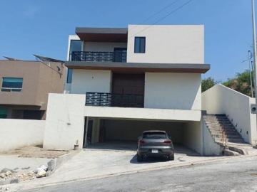 Residencia 3 Rec. 5 Baños 6 Autos Alberca Jardin