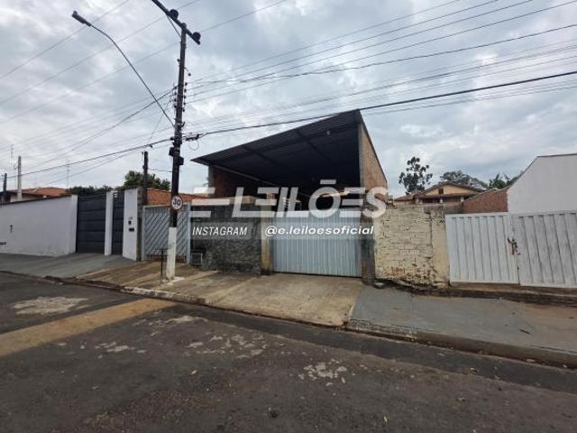 Residencial, área 283,50m² Jd. Alvorada – Casa Branca/SP