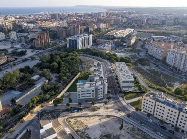Residencial de nueva construcción en San Agustín, Alicante, con impresionantes vistas a la ciudad