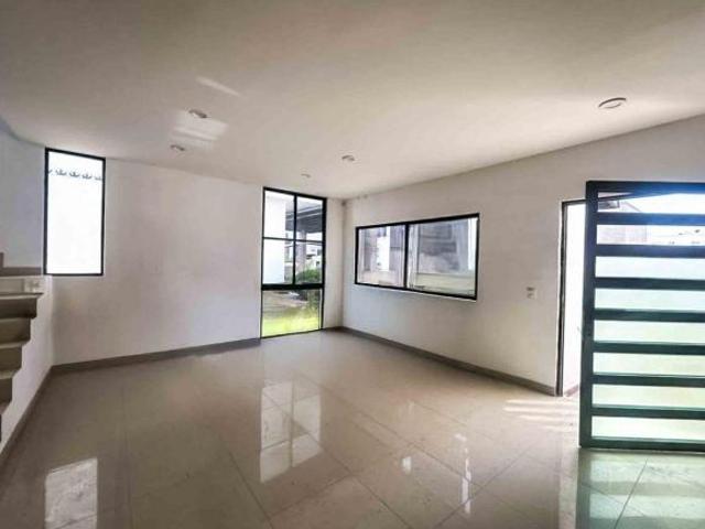 RESIDENCIAL LAS PLAZAS CASA EN VENTA