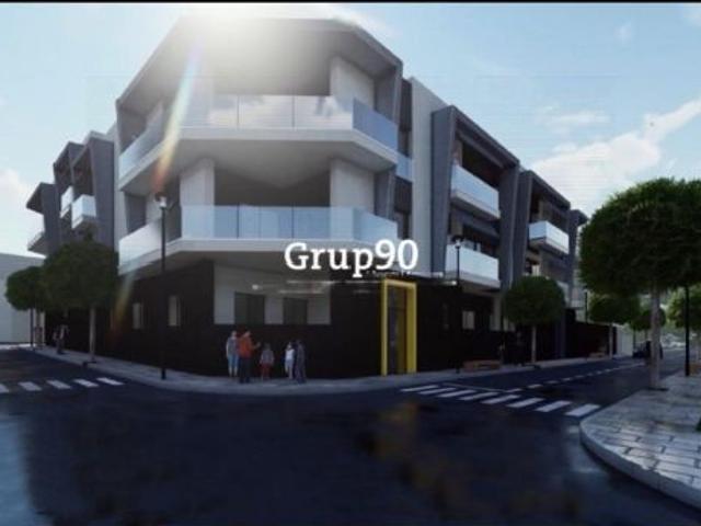 RESIDENCIAL MONTOLIU. PISO 3 HABITACIONES. CON PARKING Y TRASTERO. ZONA COMUNITARIA