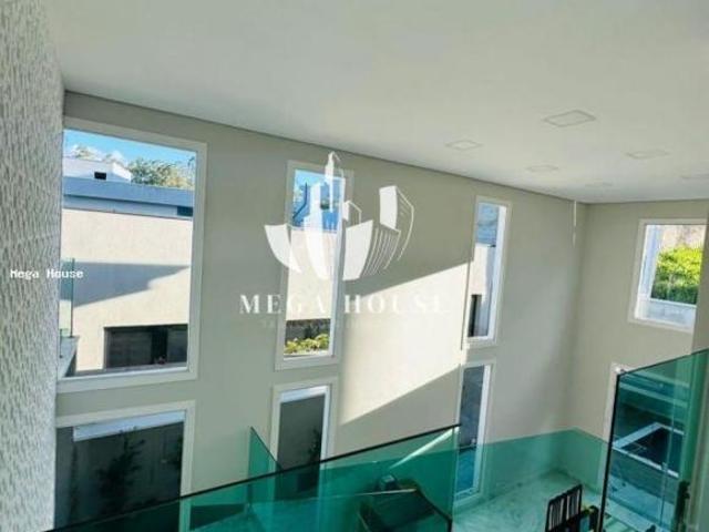 Residencial New Ville Santana de Parnaíba 210m de Área Construída 270m de Área de Terreno