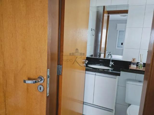 Residencial No bairro Bosque dos Eucaliptos Edifício Ipatinga