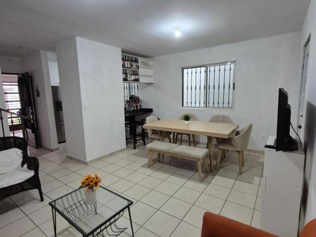 Residencial Praderas de la Silla