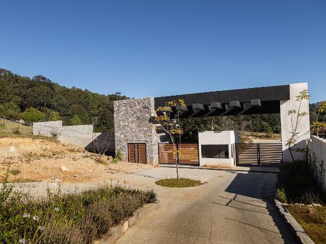 Residencial privado al interior de Cerro Colibrí
