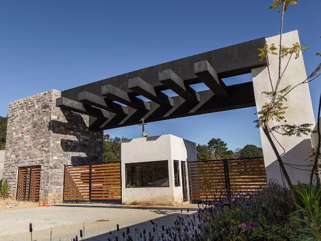 Residencial privado al interior de Cerro Colibrí