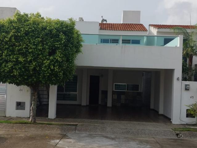 Residencial Puerta Grande, Casa en Renta