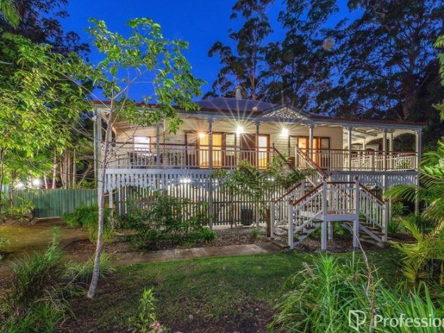 Spacious Family Living with Dual Living Potential and Commercial Space on Tamborine Mountain