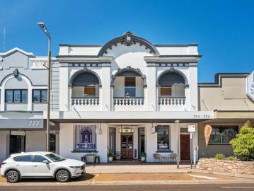 Residential / Commercial Heritage Listed Investment Property in the CBD