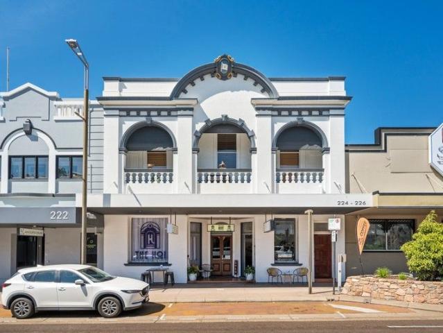 Residential / Commercial Heritage Listed Investment Property in the CBD