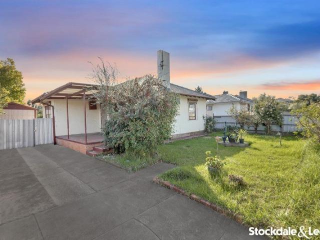 RESIDENTIAL GROWTH ZONE RARE OPPORTUNITY