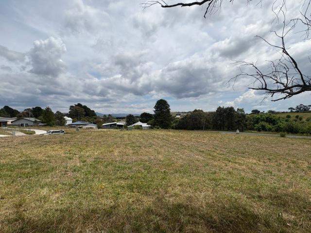 Residential Opportunity with DA Approved Plans ~ Ready to Build