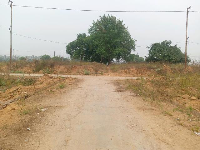 Residential Plot in MU II for resale Greater Noida. The reference number is 13057592