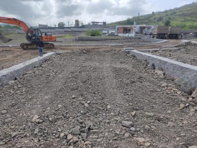 Residential Plot in Mugawade for resale Pune. The reference number is 20864672