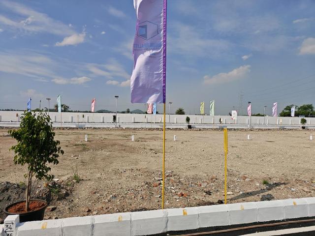 Residential Plot in Mudichur for resale Chennai. The reference number is 21074472
