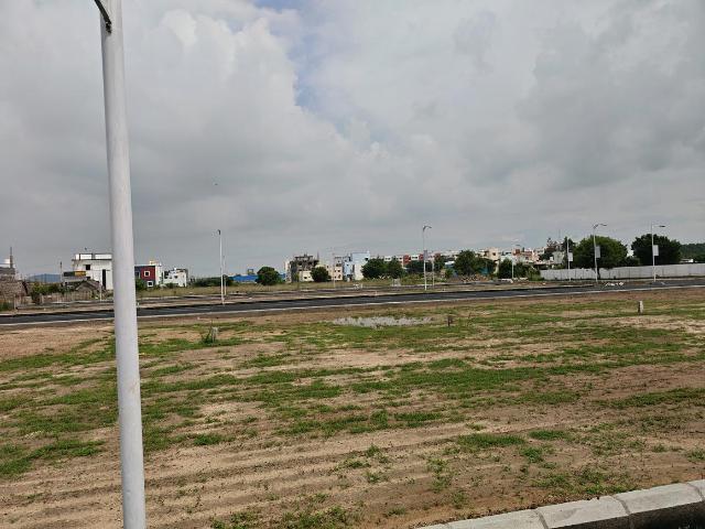 Residential Plot in Mudichur for resale Chennai. The reference number is 21354099