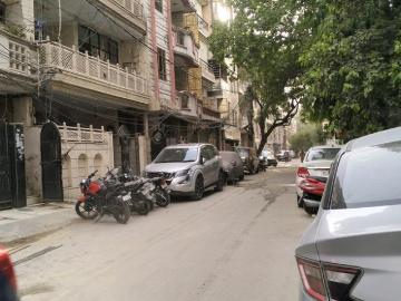Residential Plot in Mukherjee Nagar for resale New Delhi. The reference number is 14599366