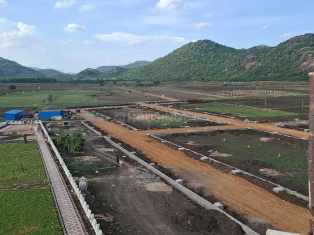Residential Plot in Mulapadu for resale Vijayawada. The reference number is 20670546