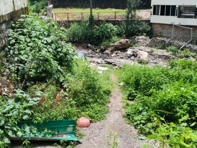 Residential Plot in Mussoorie Road for resale Dehradun. The reference number is 20783720