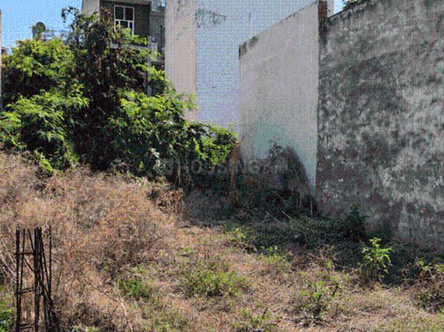 Residential Plot in Muradnagar for resale Ghaziabad. The reference number is 21334495