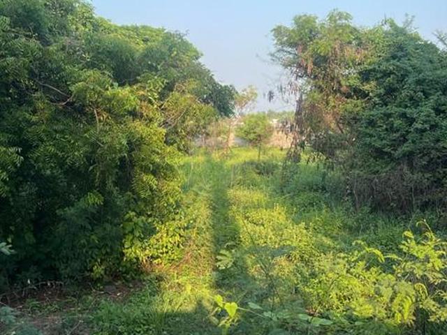 Residential Plot in Muttukadu for resale Chennai. The reference number is 21085560