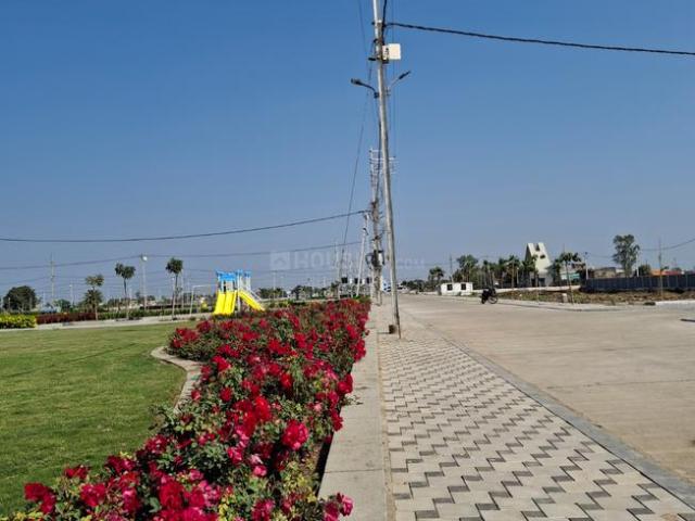 Residential Plot in Magar Kheda for resale Indore. The reference number is 16711790