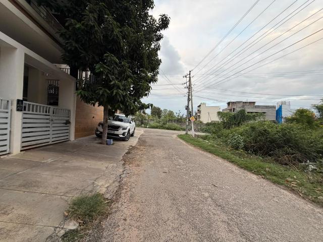 Residential Plot in Madagalli for resale Mysore. The reference number is 21393342
