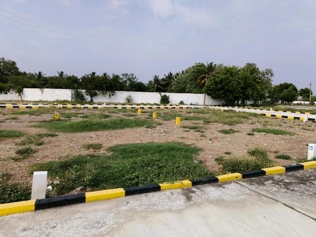 Residential Plot in Madhavaram for resale Chennai. The reference number is 16375521