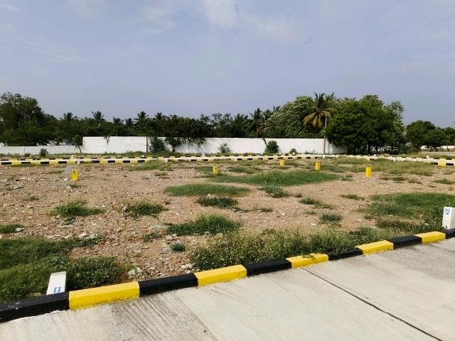 Residential Plot in Madhavaram for resale Chennai. The reference number is 16375538