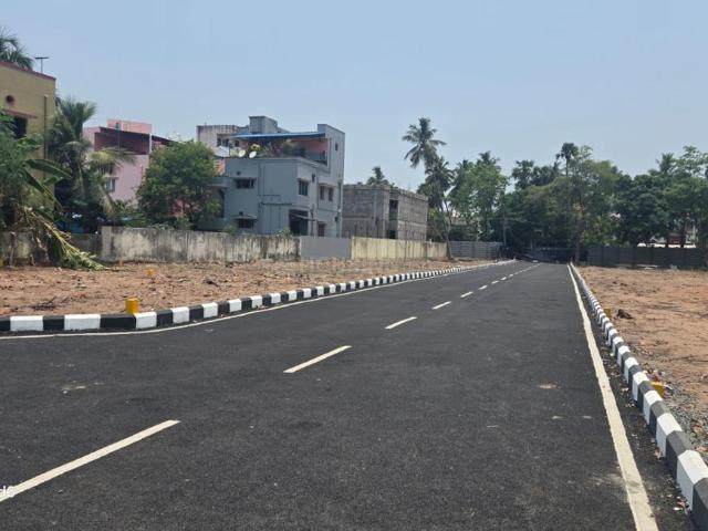 Residential Plot in Madhavaram for resale Chennai. The reference number is 20344166