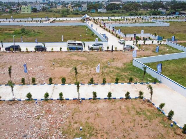 Residential Plot in Madhavaram for resale Chennai. The reference number is 20551366