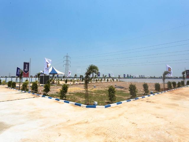 Residential Plot in Madhavaram for resale Chennai. The reference number is 20815422