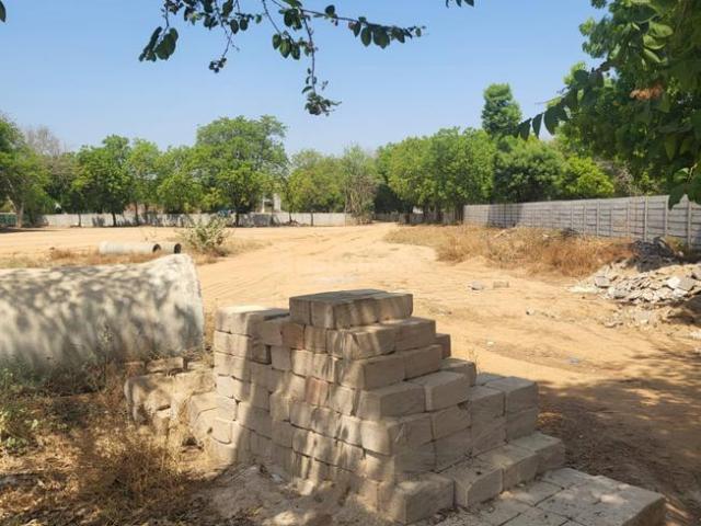 Residential Plot in Makarba for resale Ahmedabad. The reference number is 20296018