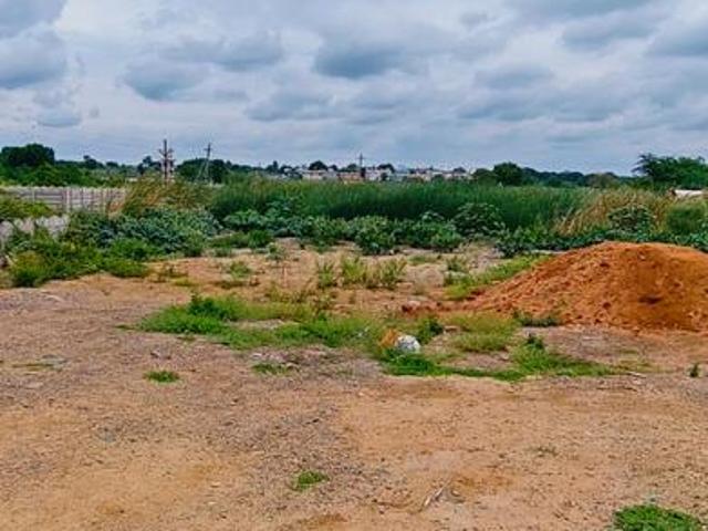 Residential Plot in Maheshwaram for resale Hyderabad. The reference number is 20595018