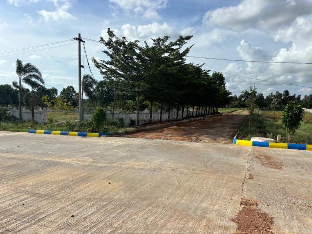 Residential Plot in Maheshwaram for resale Hyderabad. The reference number is 20855937