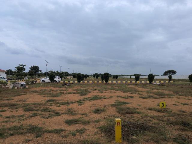 Residential Plot in Maheshwaram for resale Hyderabad. The reference number is 21014874