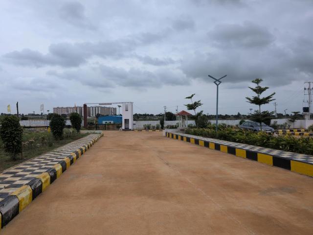 Residential Plot in Maheshwaram for resale Hyderabad. The reference number is 21014871
