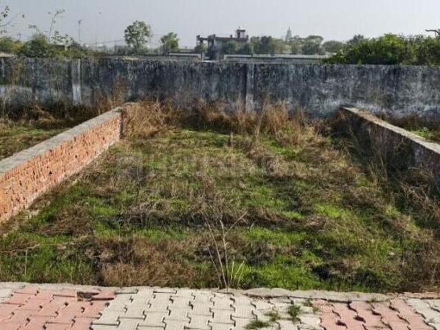 Residential Plot in Maincha for resale Greater Noida. The reference number is 21001815