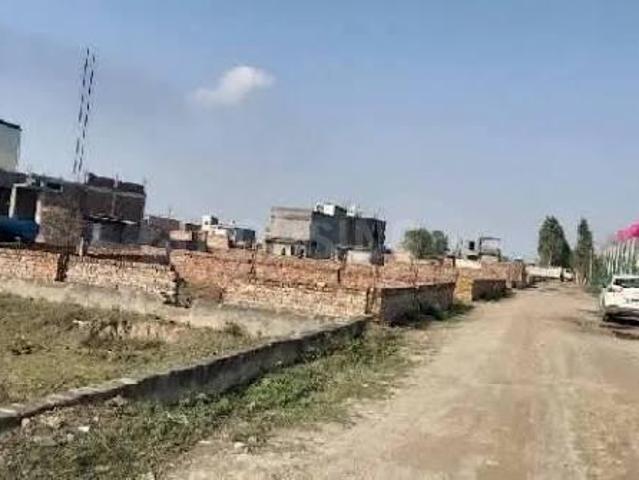 Residential Plot in Maincha for resale Greater Noida. The reference number is 21014864