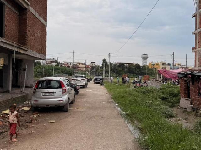 Residential Plot in Majra for resale Dehradun. The reference number is 21378906