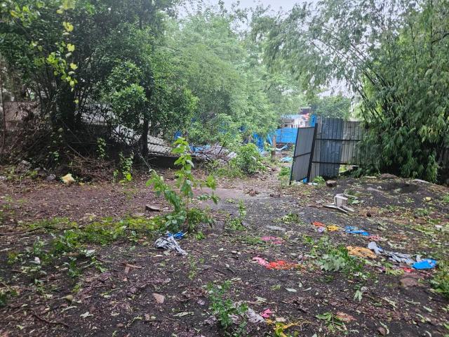 Residential Plot in Malad West for resale Mumbai. The reference number is 21388740