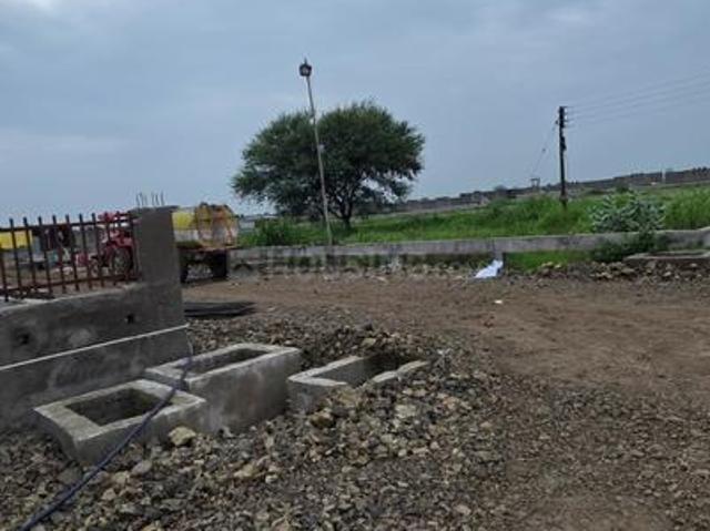 Residential Plot in Malharganj for resale Indore. The reference number is 21101030