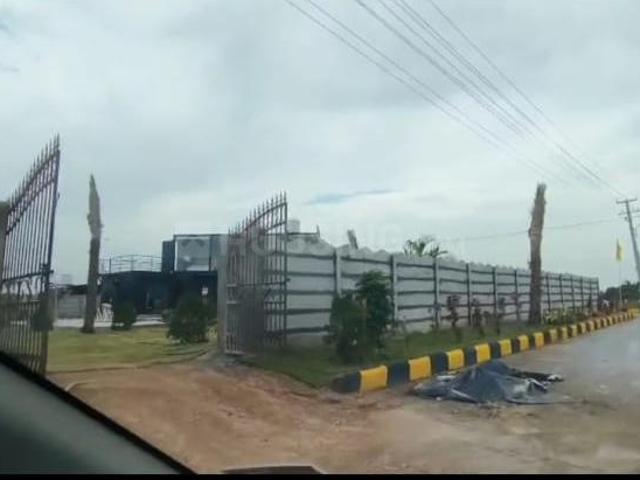 Residential Plot in Mall for resale Hyderabad. The reference number is 20771674