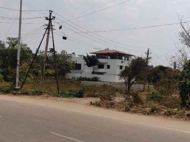 Residential Plot in Mallathahalli for resale Bengaluru. The reference number is 8556948