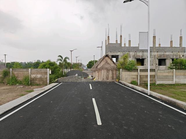 Residential Plot in Mannivakkam for resale Chennai. The reference number is 21354417