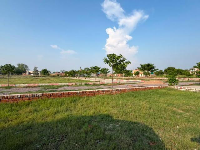 Residential Plot in Mandhana for resale Kanpur. The reference number is 20625576