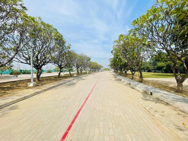 Residential Plot in Manesar for resale Gurgaon. The reference number is 21303010